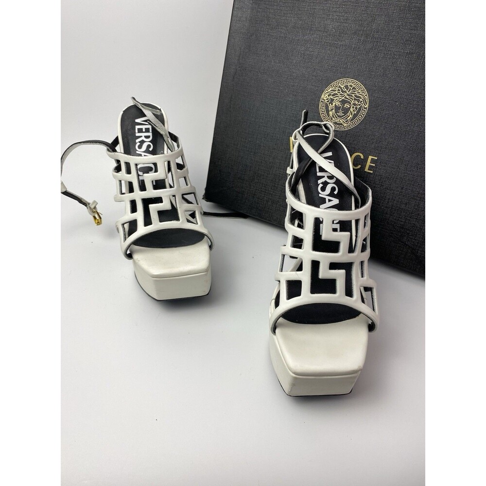 Versace Mocassino Vitellino White Platform Heels Sz 38 (US 8) Needs Repair